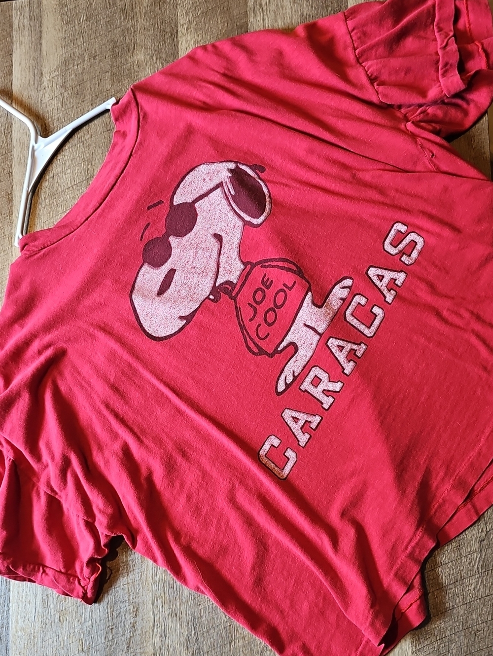 Vintage 90s Peanuts Joe Cool Snoopy Caracas Venezuela T-Shirt